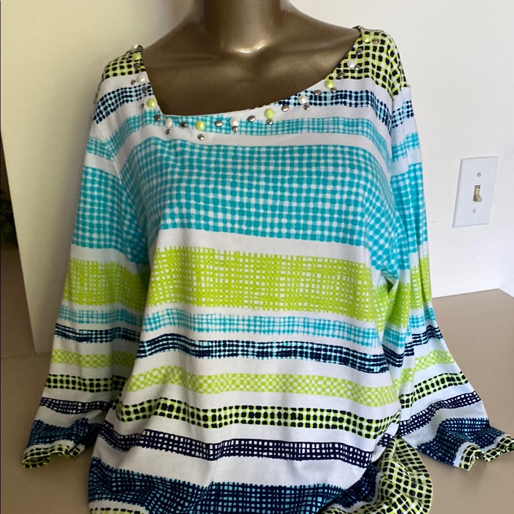 Blue and Green Boxy Blouse with 3/4 Sleeves
